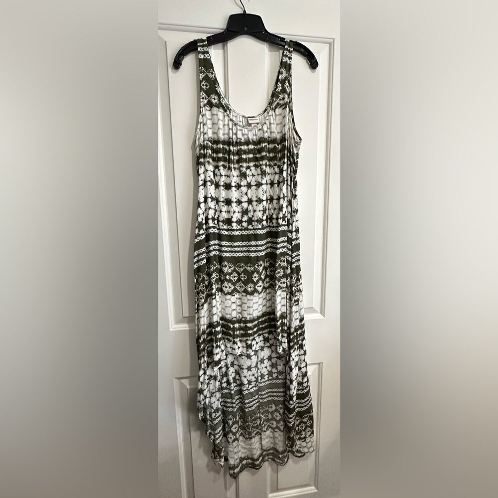 Merona Sleeveless Hi Low Dress Khaki Green/Off White Light and Flowy